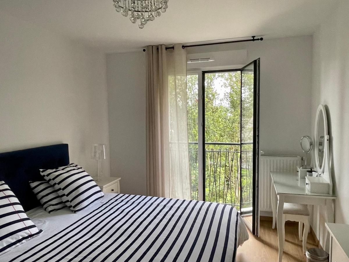 Bella Cruz 66 M2 Prestations Premium, Wifi, Balcon, Parking Avec Borne De Recharge Electrique, Plage Prieure, Commerces Динард Екстериор снимка